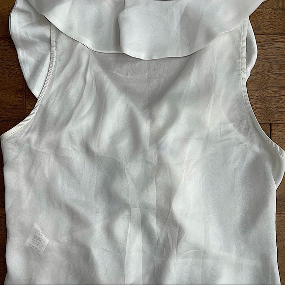 Silky Blouse || size L fits like a M - Picture 4 of 7